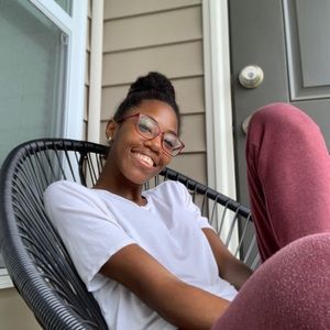 Meet your Posher, Imani